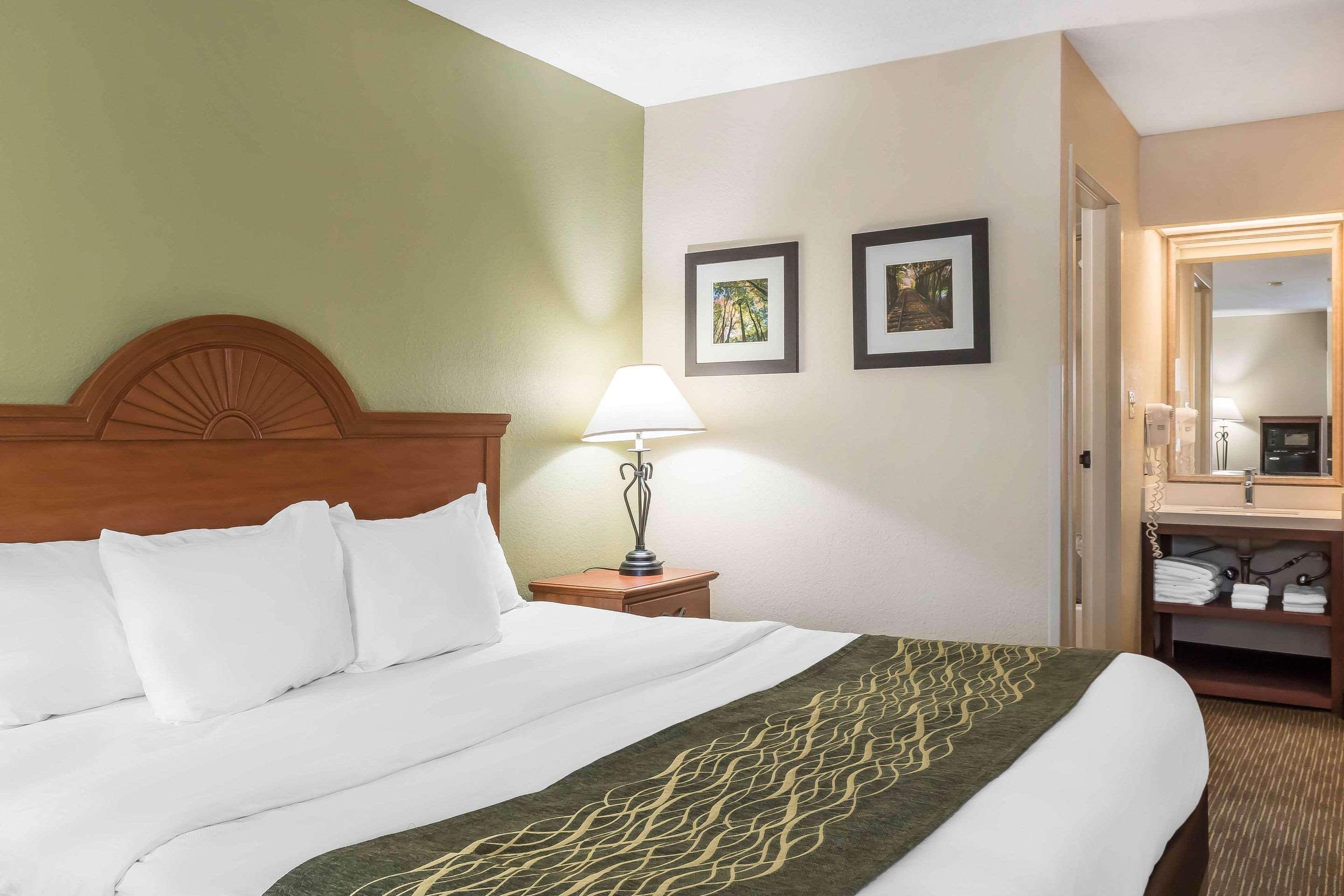 Comfort I-81 Hershey Area 3*