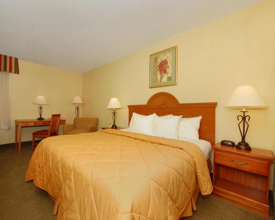 Comfort I-81 Hershey Area 3*